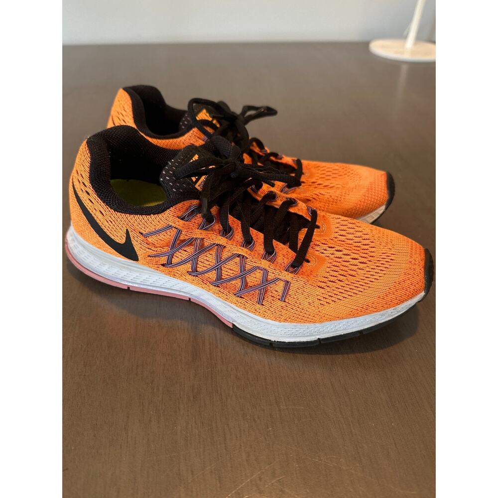 Nike Zoom Pegasus 32 Women's Size 7.5 Running Shoes Orange Black 749344